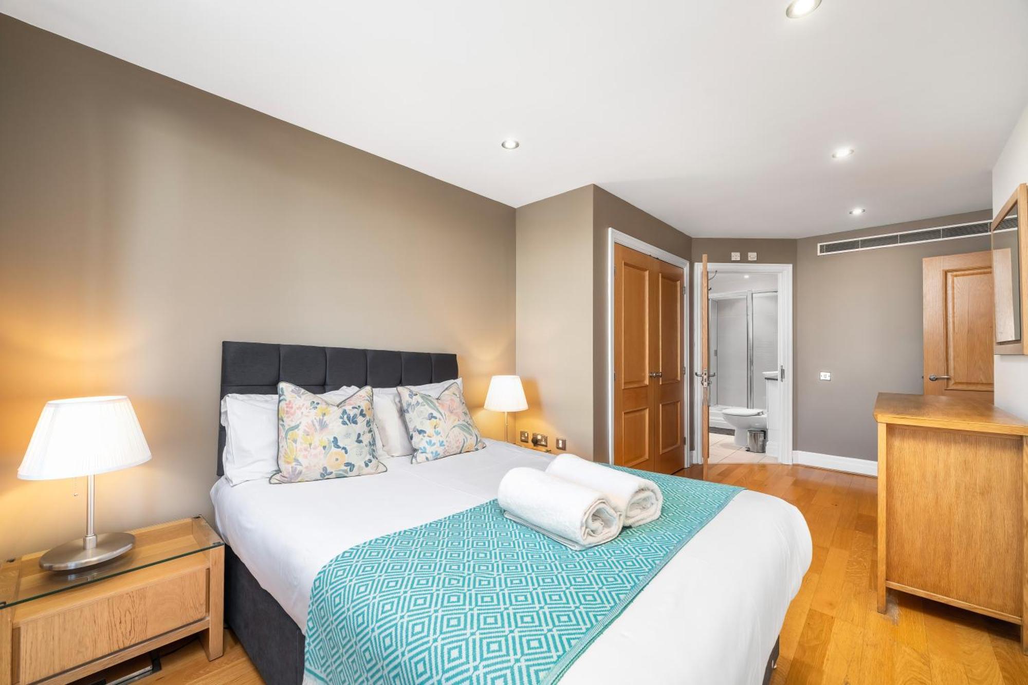 Modern Paddington Station 2 Bedroom Apartment London Eksteriør billede